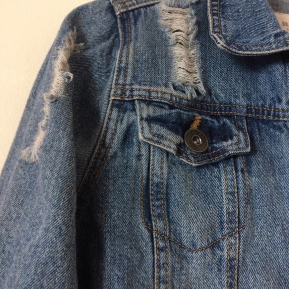 Distressed Jean Denim jacket - Picture 3 of 6